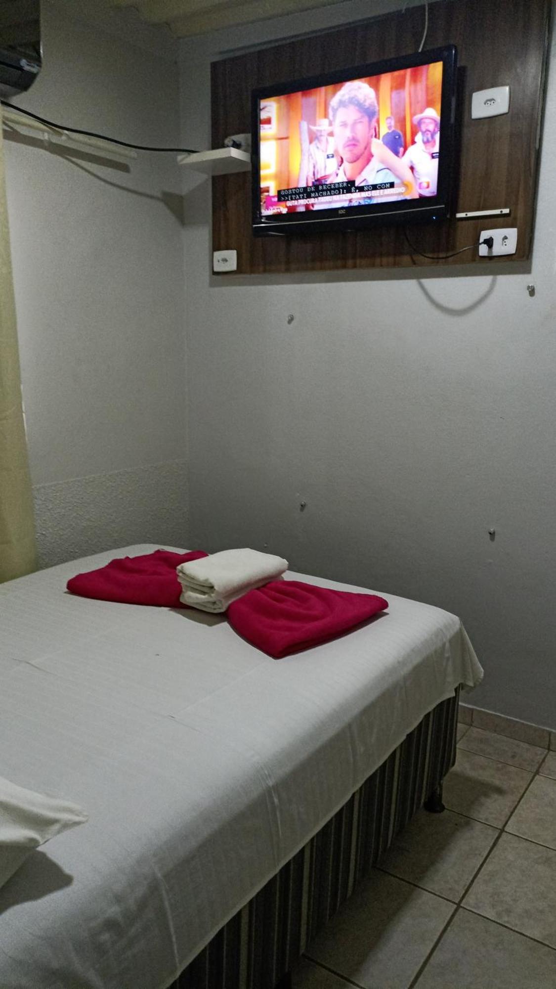 Hotel Entre Rios Paraíso do Tocantins Rum bild